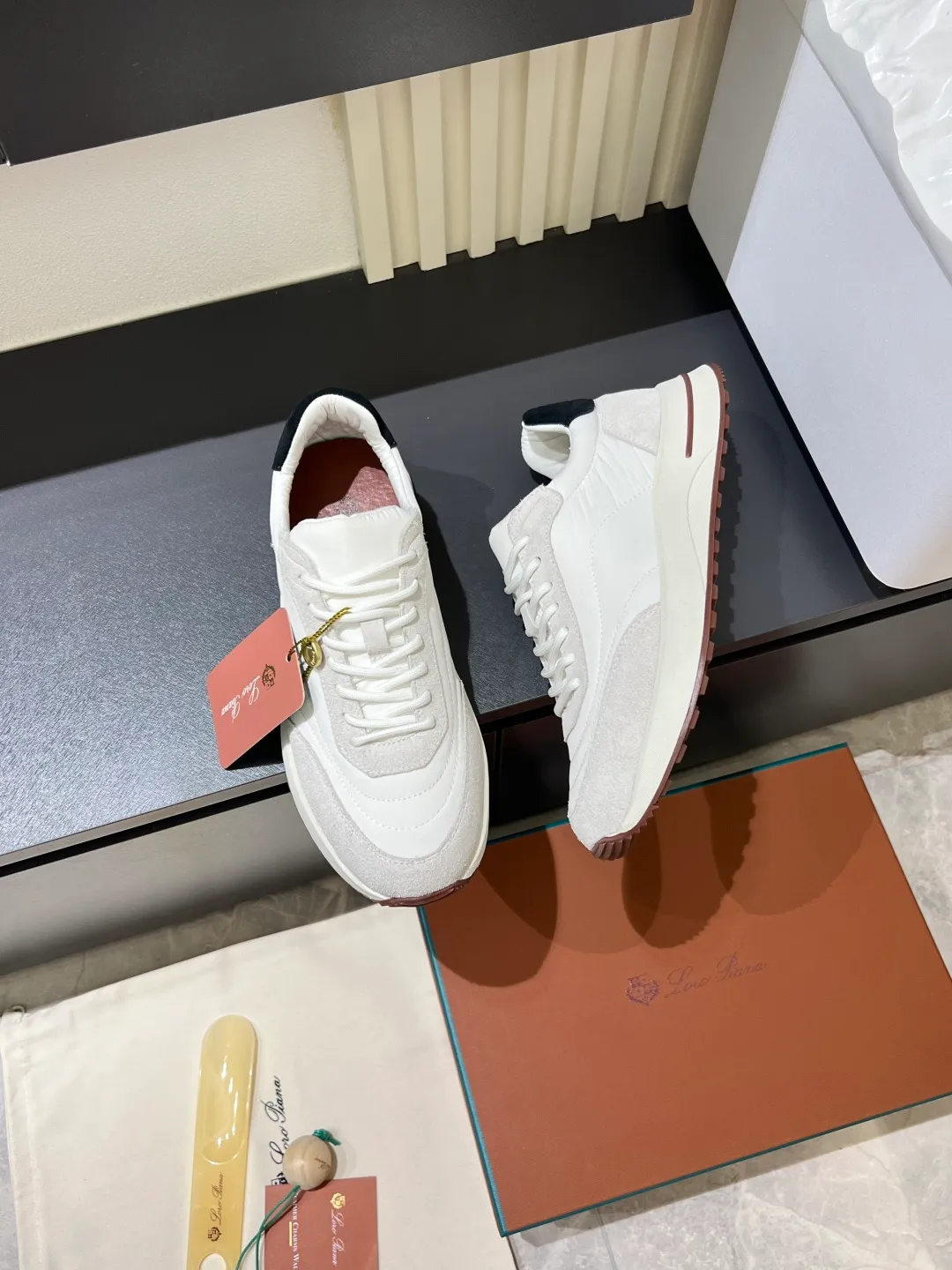 Men's men's shoes 💰p480 Loro men's shoes 💰piana niche classic jogging shoes, men's lace-up casual shoes and sneakers, high-quality lightweight and comfortable fabrics, suitable for outdoor leisure, the color scheme is young and energetic, and it looks great with sportswear or casual suits! Size: 38-44 (45 customized)